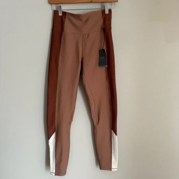 NWT YPB Abercrombie & Fitch 7/8 Sculptlux Legging XS Short - Picture 3 of 5